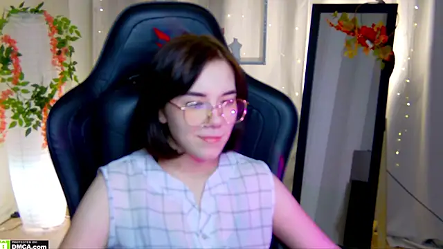 Snapshot of Kelly_foox chatting on November 3, 2025, 9:10 am Kelly foox online show from November 3, 2025, 9:10 am