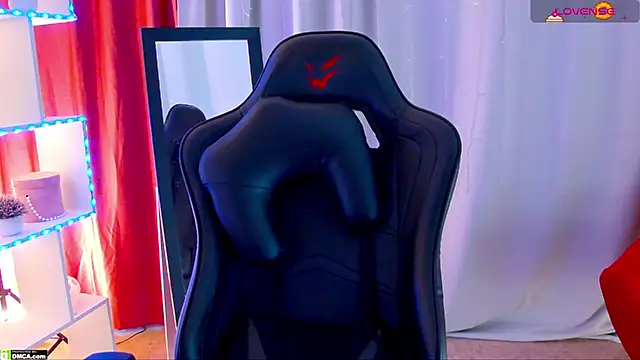 Kelly foox online show from November 19, 2025, 8:58 am