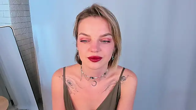 FeliceSpigner online show from October 2, 2025, 4:03 pm