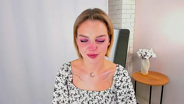 FeliceSpigner online show from October 11, 2025, 3:10 pm