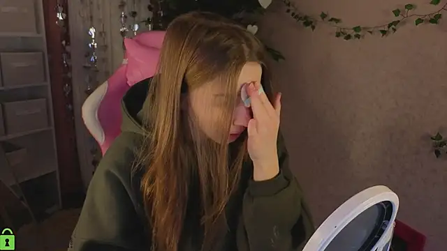 L1na Reeds online show from February 16, 2026, 1:13 am