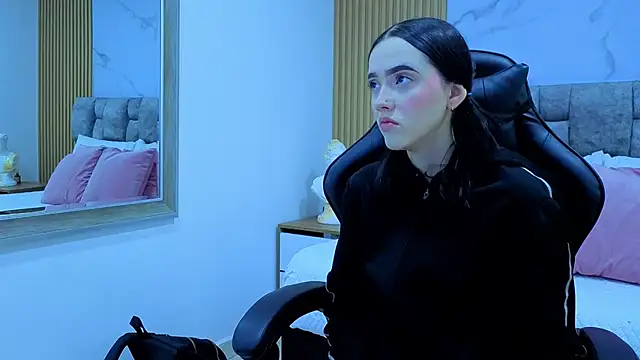 angel  kiss online show from October 26, 2025, 11:38 am