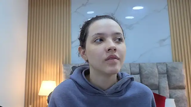 angel  kiss online show from February 22, 2026, 12:47 pm