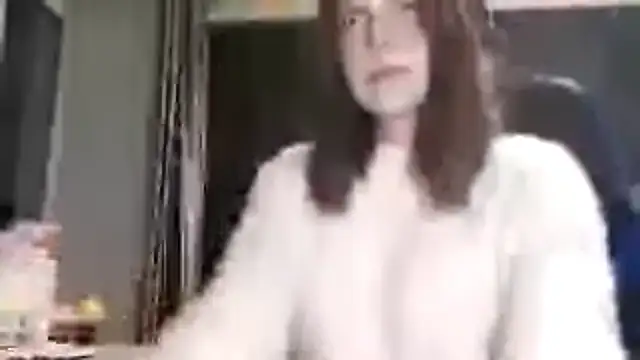 LissaKradfer online show from October 6, 2025, 1:08 pm