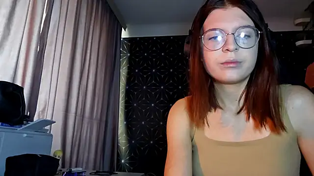 LissaKradfer online show from October 14, 2025, 5:19 am