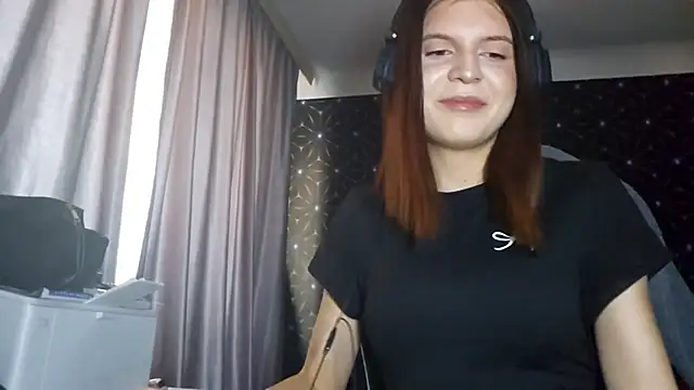 LissaKradfer online show from October 18, 2025, 7:20 am