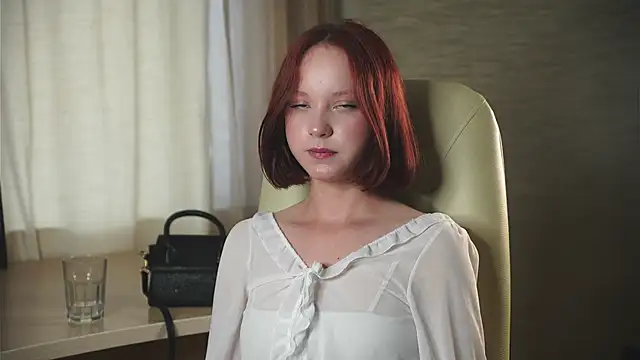 TrishGaugler online show from October 6, 2025, 9:18 am