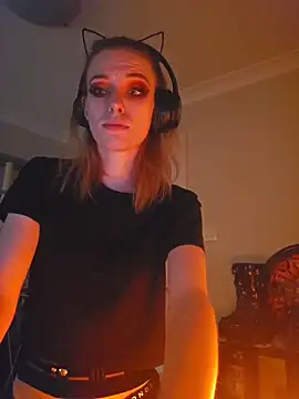 lonely Cosplay chick online show from November 1, 2025, 5:59 pm