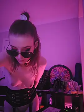 lonely Cosplay chick online show from November 16, 2025, 6:02 pm