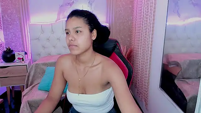 AriaVega online show from February 24, 2026, 12:47 pm