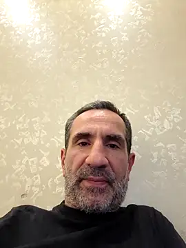 hakannazli online show from October 12, 2025, 3:33 pm