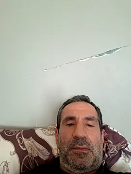 hakannazli online show from November 3, 2025, 9:54 am