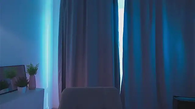 formoneyes online show from October 9, 2025, 4:32 am