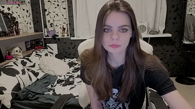 Snapshot of xAlisontiny chatting on March 4, 2026, 12:38 am xAlisontiny online show from March 4, 2026, 12:38 am