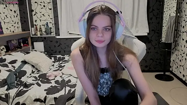 Snapshot of xAlisontiny chatting on March 7, 2026, 8:50 pm xAlisontiny online show from March 7, 2026, 8:50 pm