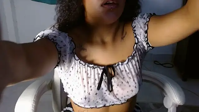 Snapshot of noath15 chatting on October 29, 2025, 8:49 am noath15 online show from October 29, 2025, 8:49 am