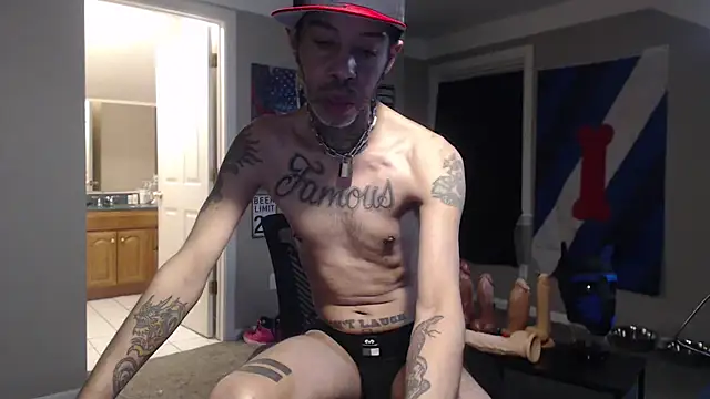 Snapshot of Michigan9000 chatting on March 13, 2026, 1:56 am Michigan9000 online show from March 13, 2026, 1:56 am