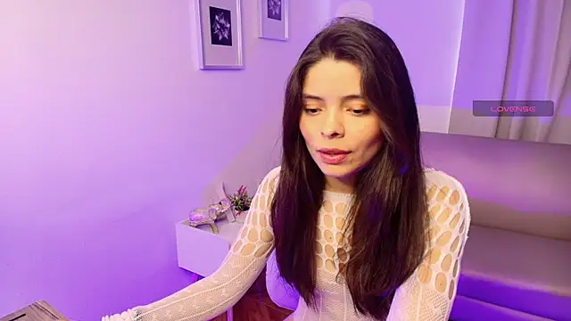 victoria stern online show from October 13, 2025, 2:06 pm