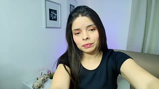 victoria stern online show from October 22, 2025, 2:50 pm