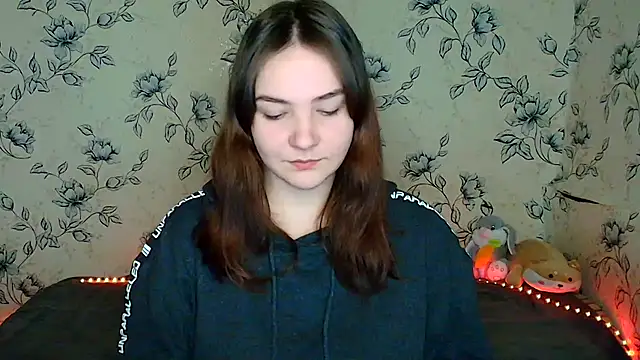 OliviaMontgommery online show from February 7, 2026, 3:27 pm