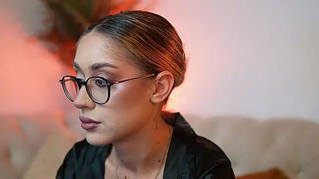 AileenKiss online show from October 22, 2025, 6:40 pm