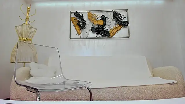 VikaFever online show from October 10, 2025, 4:11 am