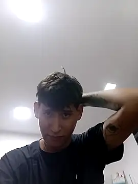 Snapshot of Luisneljc chatting on February 25, 2026, 4:49 pm Luisneljc online show from February 25, 2026, 4:49 pm