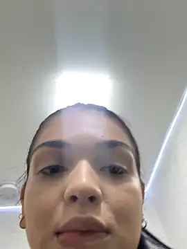 catalina garciaa online show from November 4, 2025, 6:07 pm