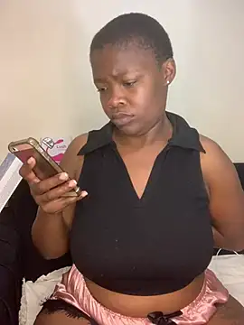 Snapshot of BarbioTheEmpressXxxxx chatting on June 15, 2026, 9:39 pm BarbioTheEmpressXxxxx online show from June 15, 2026, 9:39 pm