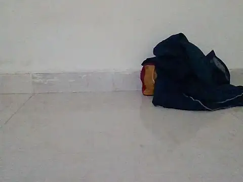 pinki sharma78 online show from October 18, 2025, 10:38 am