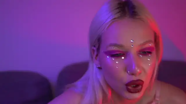 RanyThomson online show from March 29, 2026, 2:28 pm