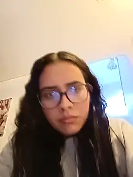 VictoriaVixxen online show from November 5, 2025, 6:35 am