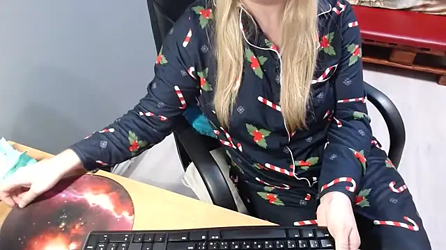 Ledi Catherin online show from December 20, 2025, 7:21 pm