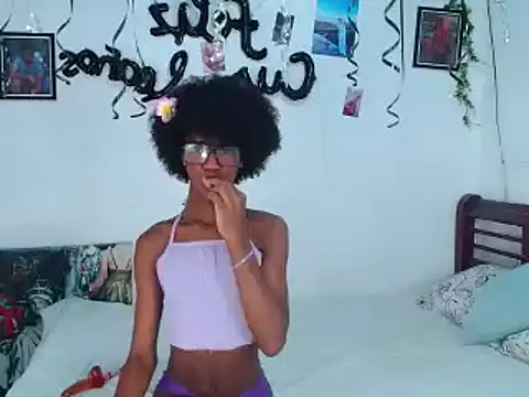 Kiara valente online show from October 15, 2025, 2:06 pm