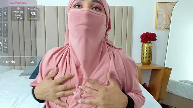 Snapshot of _alishaa_c chatting on October 11, 2025, 2:55 am alishaa c online show from October 11, 2025, 2:55 am