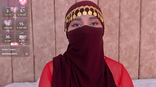 Snapshot of _alishaa_c chatting on October 24, 2025, 10:33 am alishaa c online show from October 24, 2025, 10:33 am