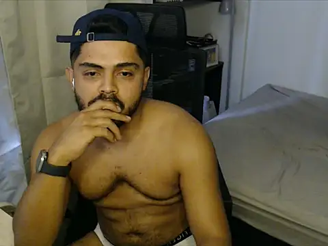 kevyn Stone online show from November 3, 2025, 5:36 pm