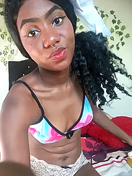 Snapshot of britth_kiss chatting on October 25, 2025, 8:14 pm britth kiss online show from October 25, 2025, 8:14 pm