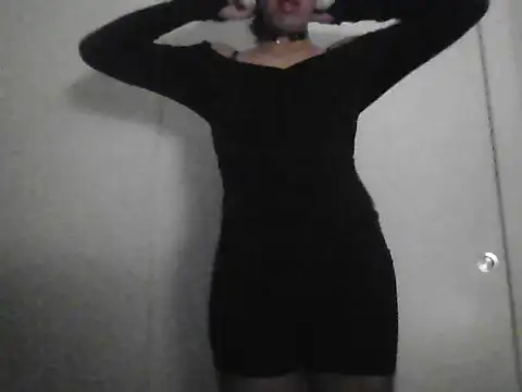 Sunny Pebble online show from October 4, 2025, 4:43 am