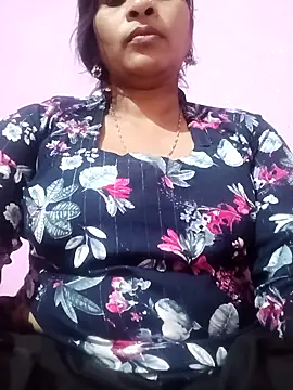 Priyanka hot54 online show from October 8, 2025, 6:11 am