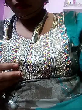 Priyanka hot54 online show from October 20, 2025, 7:47 pm