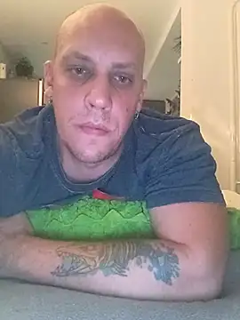 Kobradera1984 online show from October 9, 2025, 11:36 pm