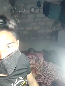 Hotcouple89 online show from November 4, 2025, 4:17 pm