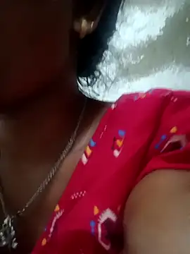 Hotty-romi3 online show from November 1, 2025, 3:41 am