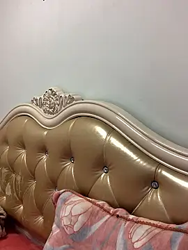 Mile-m online show from January 10, 2026, 8:49 am