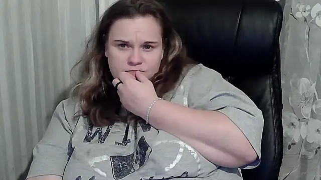 HarmonyKarera online show from October 23, 2025, 7:56 pm