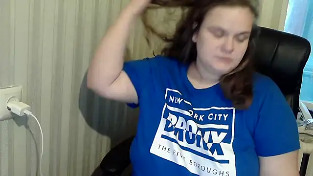 HarmonyKarera online show from October 29, 2025, 2:19 pm