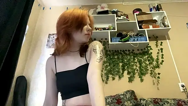 AnitaVanruiten online show from October 18, 2025, 5:10 am