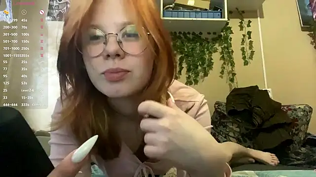 AnitaVanruiten online show from October 28, 2025, 7:23 am