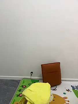 Snapshot of lele888 chatting on October 17, 2025, 6:16 am lele888 online show from October 17, 2025, 6:16 am